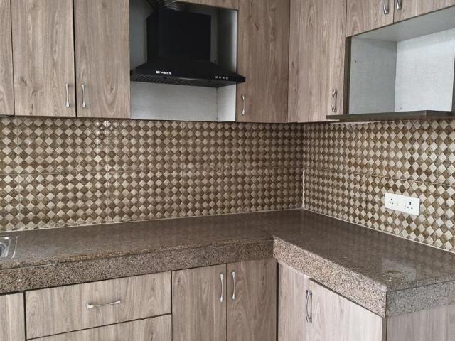 2 BHK Apartment in Sector 108 for resale Gurgaon. The reference number is 19056065