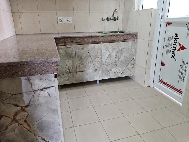 2 BHK Apartment in Sector 110 for rent Noida. The reference number is 19338647