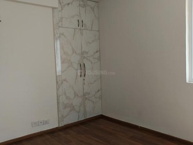 2 BHK Apartment in Sector 110 for rent Noida. The reference number is 20404806