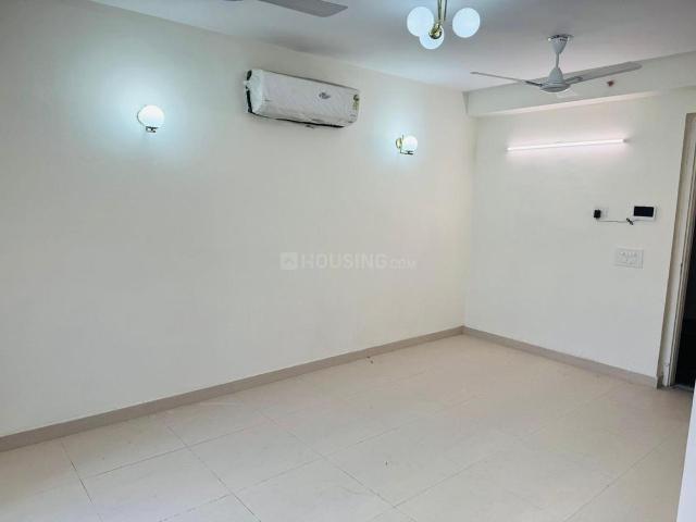 2 BHK Apartment in Sector 110 for rent Noida. The reference number is 20415470