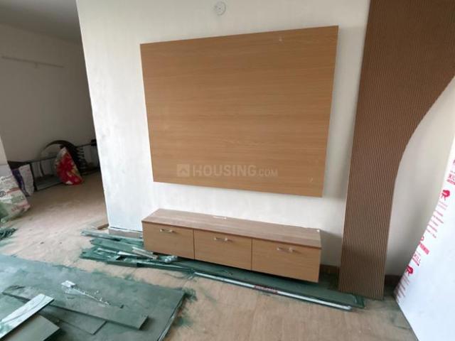 2 BHK Apartment in Sector 110 for rent Noida. The reference number is 20529220