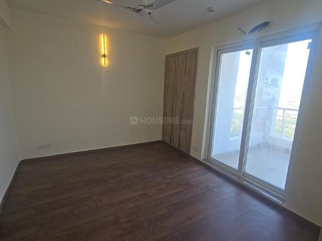 2 BHK Apartment in Sector 110 for rent Noida. The reference number is 20769974