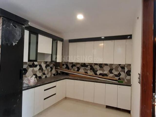 2 BHK Apartment in Sector 110 for resale Noida. The reference number is 12085632