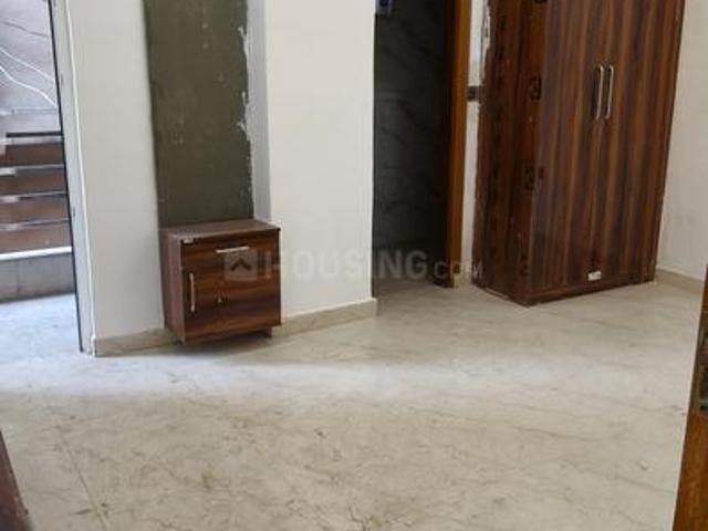 2 BHK Apartment in Sector 110 for resale Noida. The reference number is 20201347