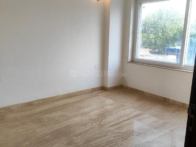 2 BHK Apartment in Sector 111 for resale Gurgaon. The reference number is 19677574