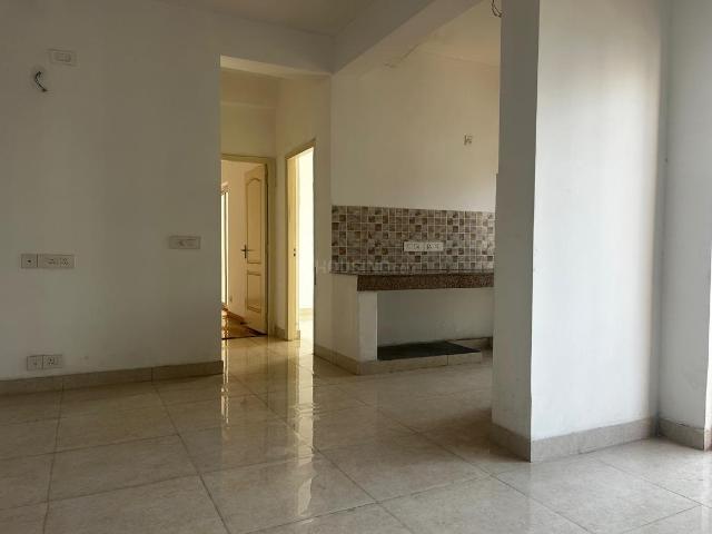 2 BHK Apartment in Sector 111 for resale Gurgaon. The reference number is 19061323