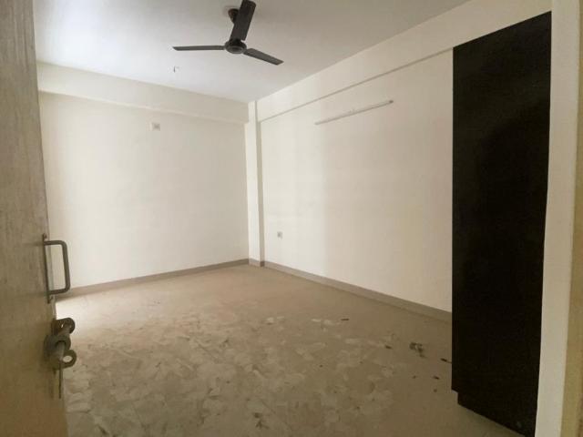 2 BHK Apartment in Sector 111 for resale Gurgaon. The reference number is 20693933
