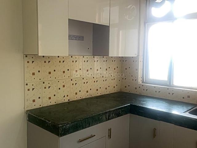 2 BHK Apartment in Sector 112 for resale Gurgaon. The reference number is 18884330