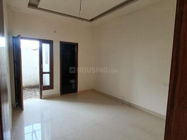 2 BHK Apartment in Sector 117 for resale Sahibzada Ajit Singh Nagar. The reference number is 17011728