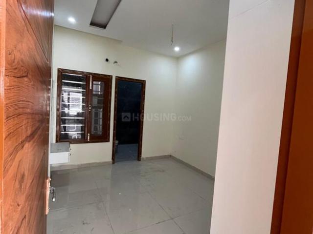 2 BHK Apartment in Sector 115 for resale Sahibzada Ajit Singh Nagar. The reference number is 17069242