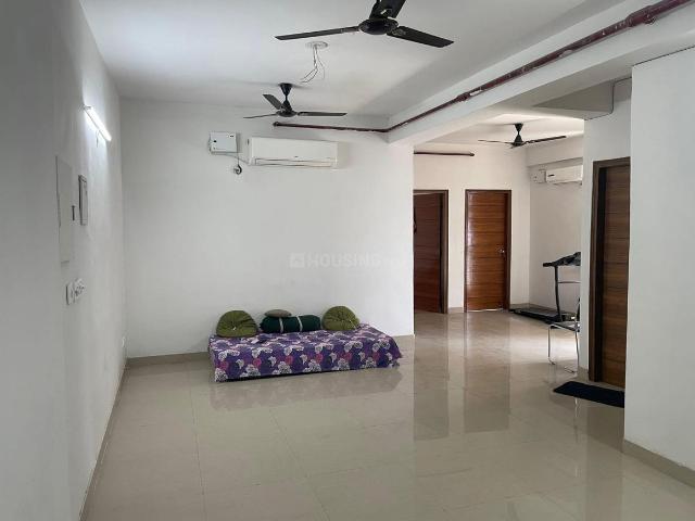 2 BHK Apartment in Sector 119 for rent Noida. The reference number is 20008767