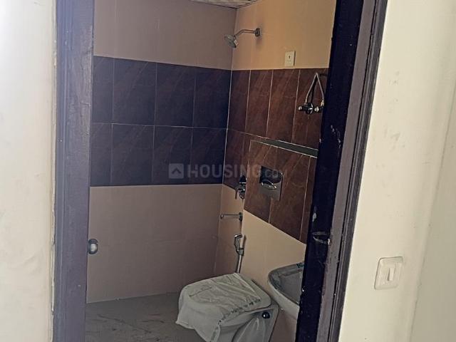 2 BHK Apartment in Sector 119 for rent Noida. The reference number is 20013367