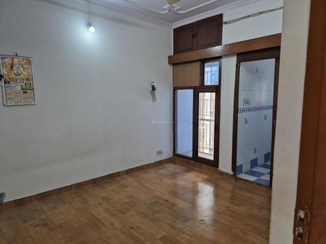 2 BHK Apartment in Sector 11 Dwarka for rent New Delhi. The reference number is 20358457