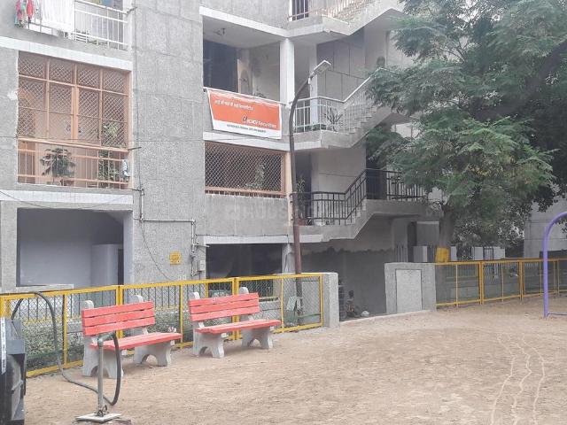 2 BHK Apartment in Sector 11 Dwarka for resale New Delhi. The reference number is 19753713