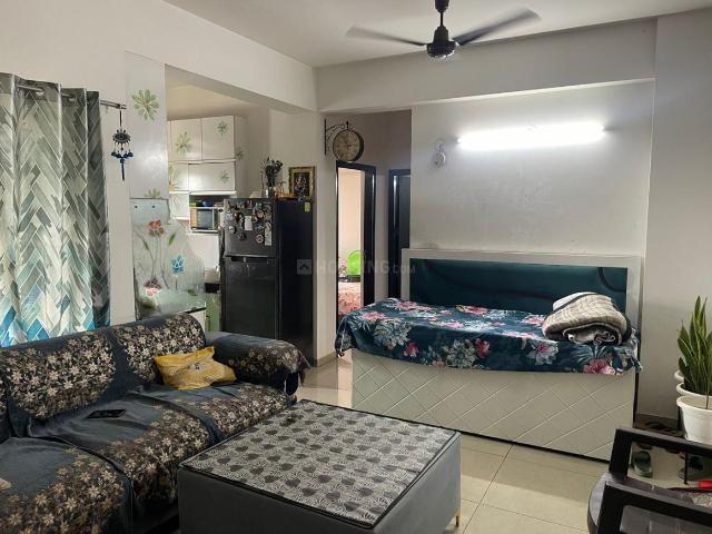 2 BHK Apartment in Sector 121 for rent Noida. The reference number is 20154078