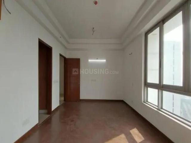 2 BHK Apartment in Sector 128 for rent Noida. The reference number is 20194096