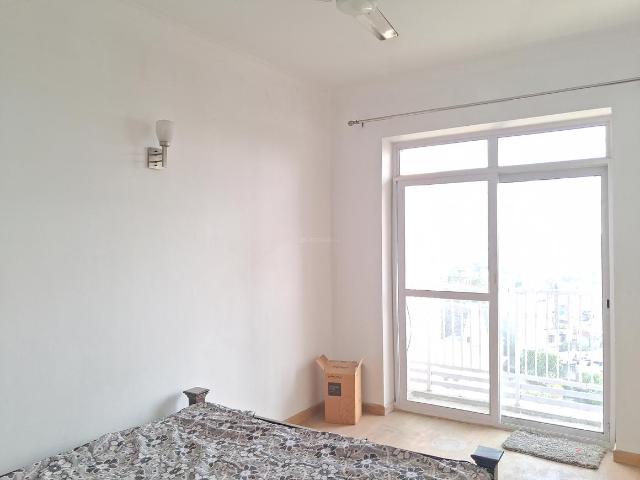 2 BHK Apartment in Sector 128 for resale Noida. The reference number is 15382344
