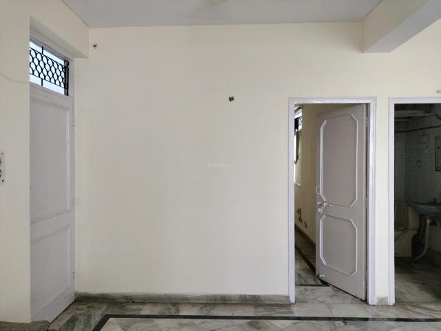 2 BHK Apartment in Sector 12 Dwarka for rent New Delhi. The reference number is 20962344