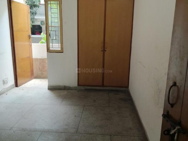 2 BHK Apartment in Sector 12 Dwarka for rent New Delhi. The reference number is 20367278