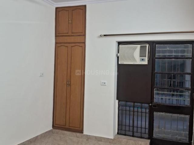 2 BHK Apartment in Sector 12 Dwarka for rent New Delhi. The reference number is 20373129