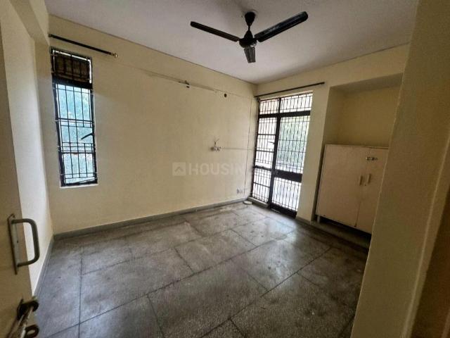 2 BHK Apartment in Sector 12 Dwarka for resale New Delhi. The reference number is 19009505