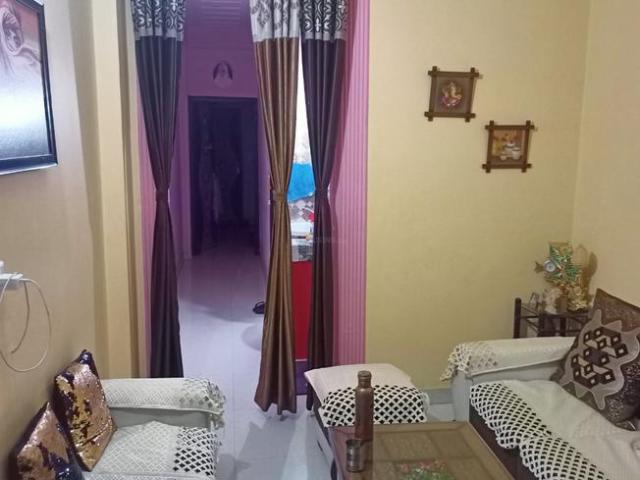 2 BHK Apartment in Sector 12 for resale Gurgaon. The reference number is 8876697