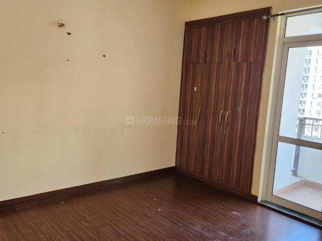 2 BHK Apartment in Sector 133 for rent Noida. The reference number is 19286056