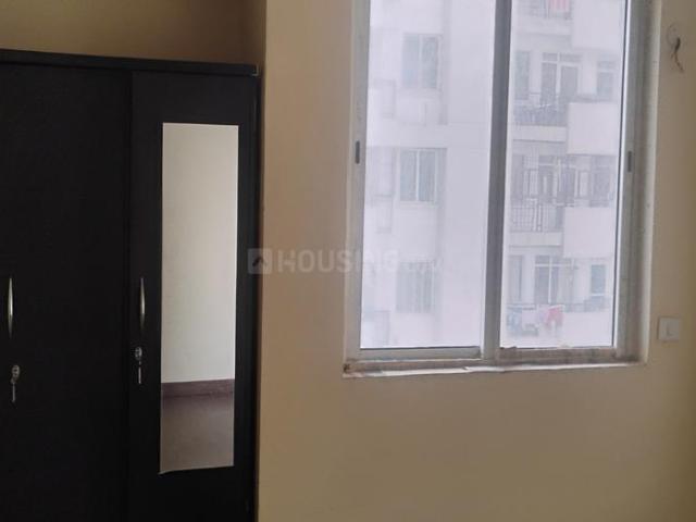 2 BHK Apartment in Sector 133 for rent Noida. The reference number is 19507937