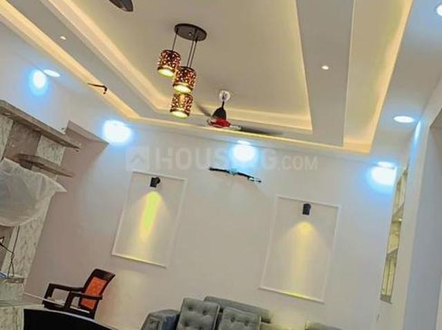 2 BHK Apartment in Sector 133 for rent Noida. The reference number is 19975877