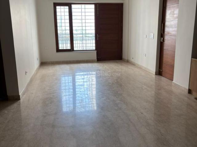 2 BHK Apartment in Sector 133 for rent Noida. The reference number is 20539299
