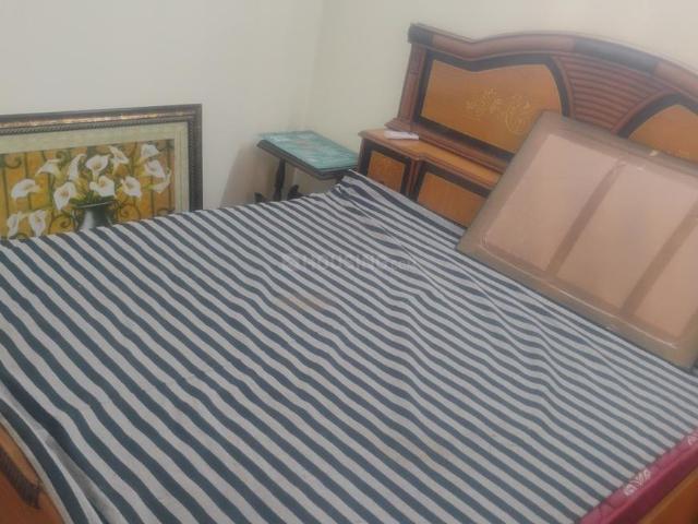 2 BHK Apartment in Sector 131 for rent Noida. The reference number is 19560640