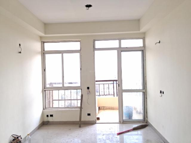 2 BHK Apartment in Sector 131 for rent Noida. The reference number is 19581633