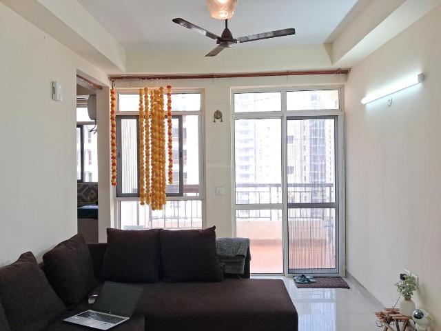 2 BHK Apartment in Sector 131 for rent Noida. The reference number is 19589137