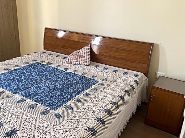 2 BHK Apartment in Sector 131 for rent Noida. The reference number is 20074208