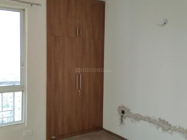 2 BHK Apartment in Sector 131 for rent Noida. The reference number is 20689114