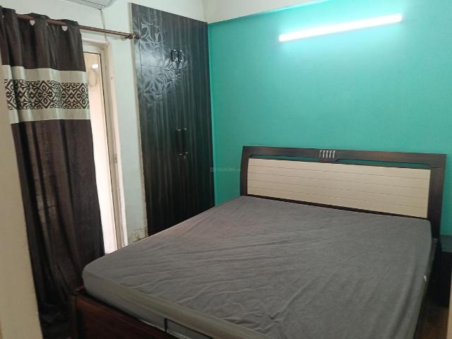 2 BHK Apartment in Sector 137 for rent Noida. The reference number is 18144583
