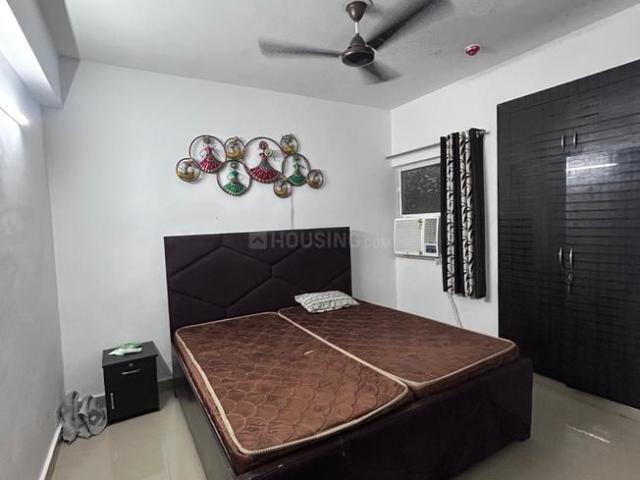 2 BHK Apartment in Sector 137 for rent Noida. The reference number is 18500782
