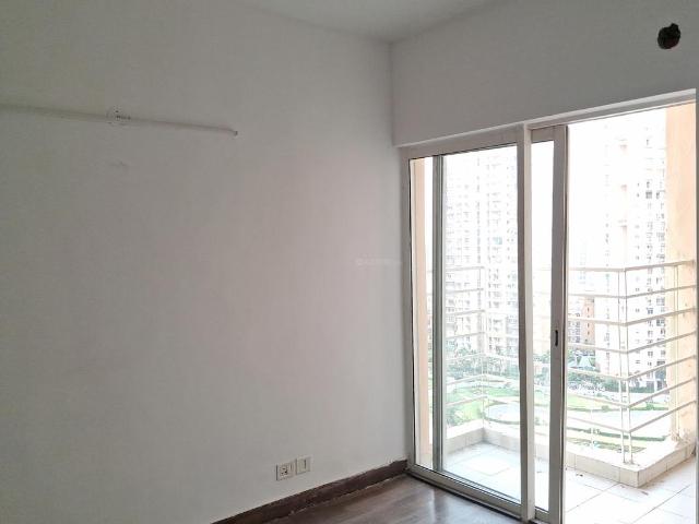 2 BHK Apartment in Sector 137 for rent Noida. The reference number is 19188380