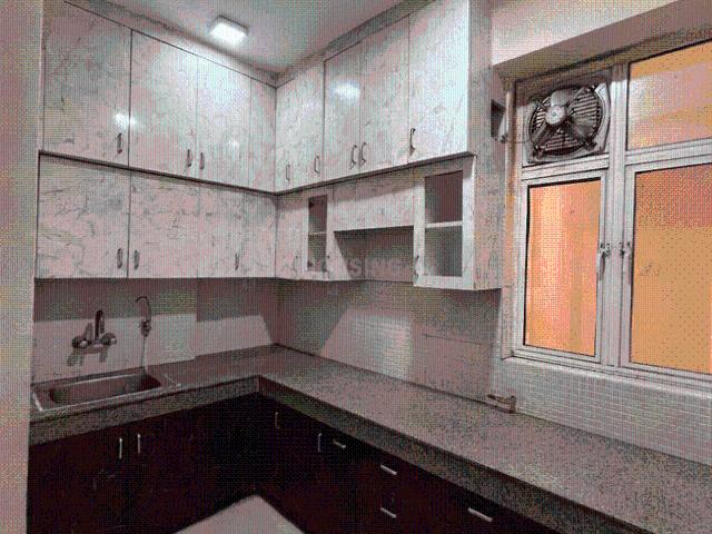 2 BHK Apartment in Sector 137 for rent Noida. The reference number is 19306699
