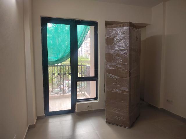 2 BHK Apartment in Sector 137 for rent Noida. The reference number is 19761435