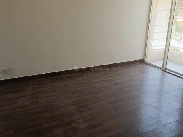 2 BHK Apartment in Sector 137 for rent Noida. The reference number is 19984269