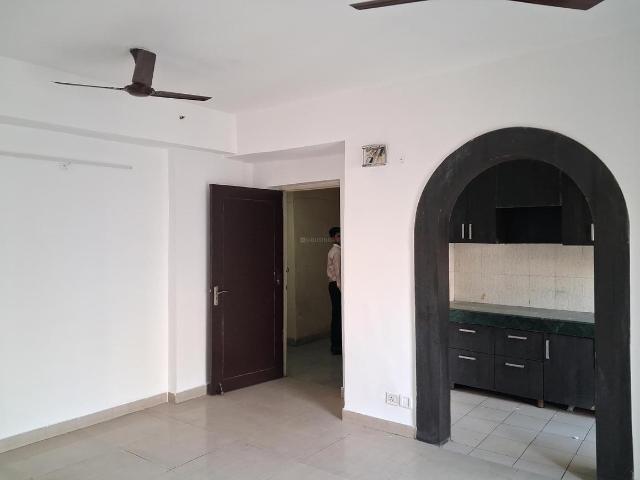 2 BHK Apartment in Sector 137 for rent Noida. The reference number is 19998358