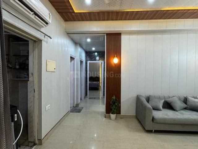 2 BHK Apartment in Sector 137 for rent Noida. The reference number is 19914567