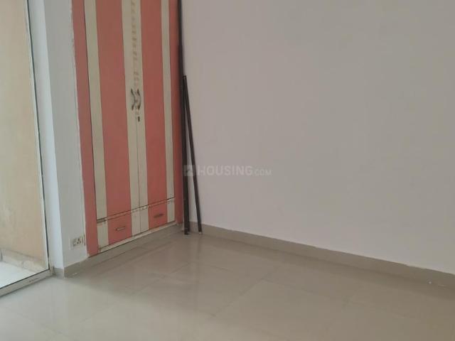 2 BHK Apartment in Sector 137 for rent Noida. The reference number is 19934763