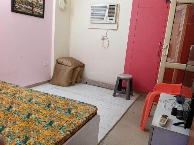 2 BHK Apartment in Sector 137 for rent Noida. The reference number is 20063519