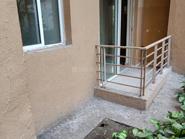 2 BHK Apartment in Sector 137 for rent Noida. The reference number is 20005057