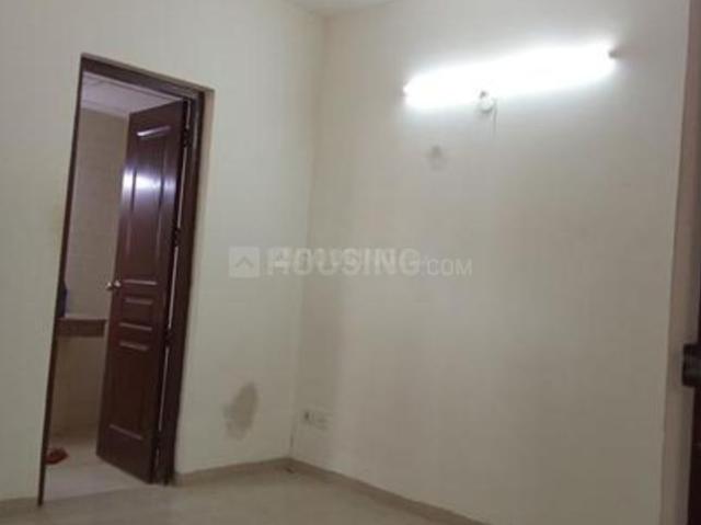 2 BHK Apartment in Sector 137 for rent Noida. The reference number is 20194399
