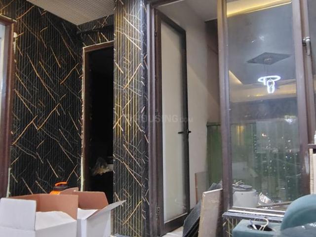 2 BHK Apartment in Sector 137 for rent Noida. The reference number is 20102839