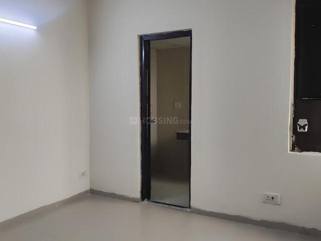 2 BHK Apartment in Sector 137 for rent Noida. The reference number is 20134822