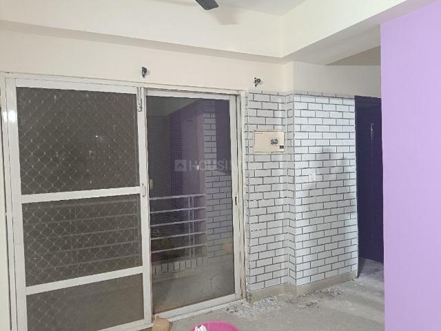 2 BHK Apartment in Sector 137 for rent Noida. The reference number is 20398432